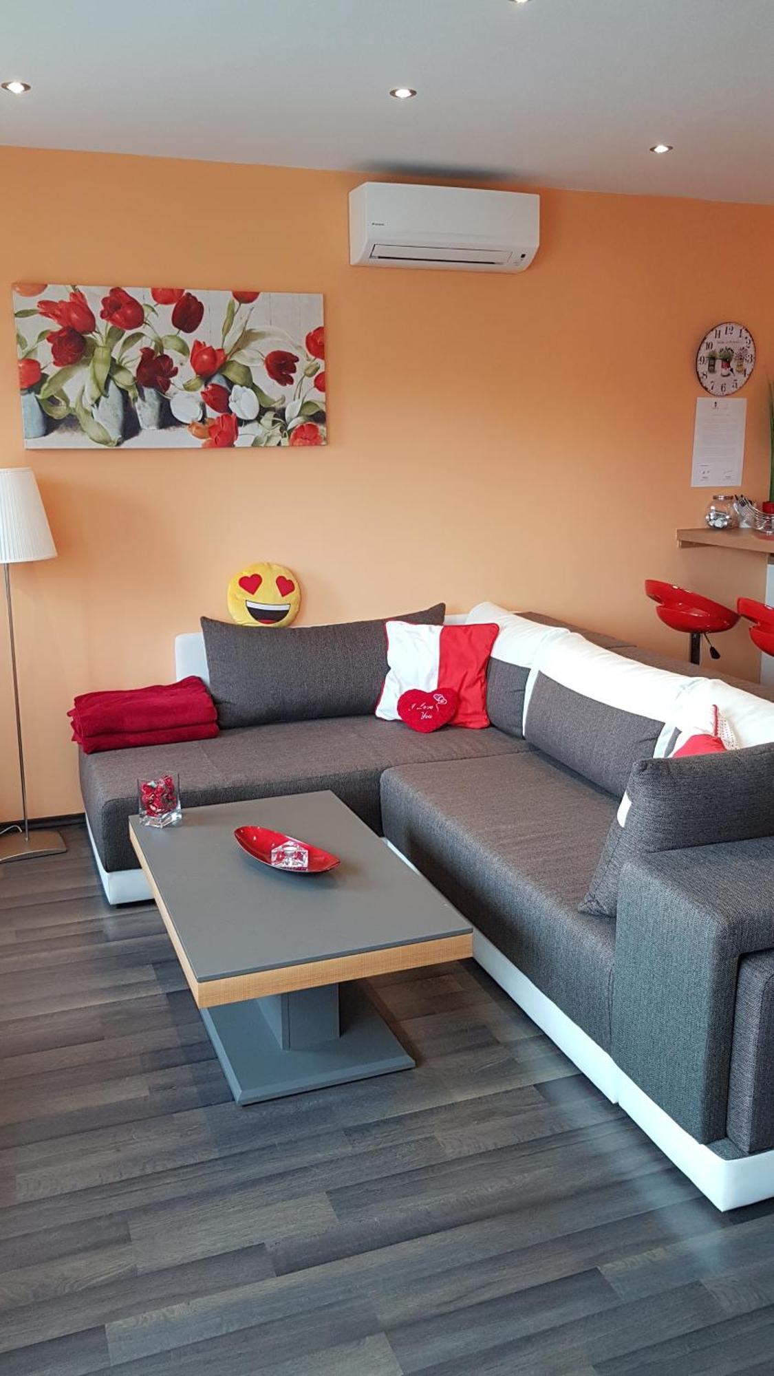 Zafir Sziget Apartman Sarvar Exterior photo