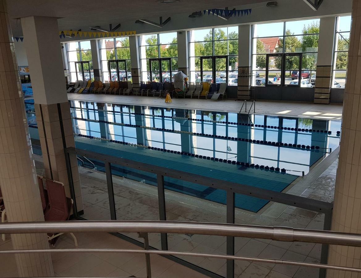 Zafir Sziget Apartman Sarvar Exterior photo